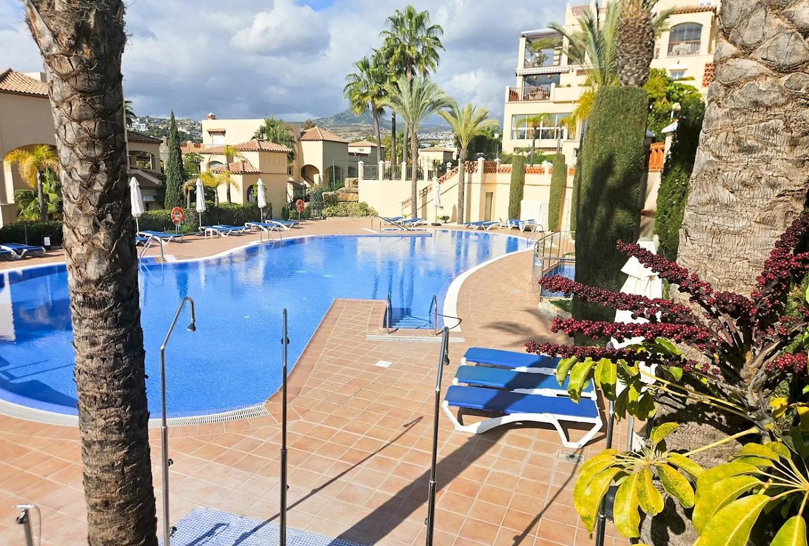 Pass The Keys Big Apt With Golf Views In Urb Marquez De Atalaya Estepona 0*,  Spain