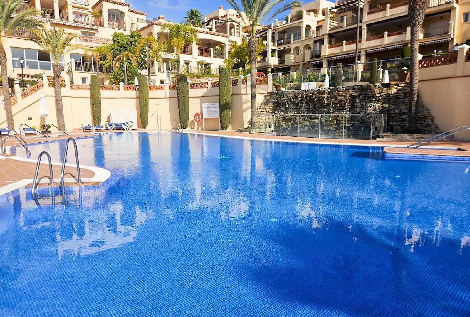 Pass The Keys Big Apt With Golf Views In Urb Marquez De Atalaya Estepona Apartment