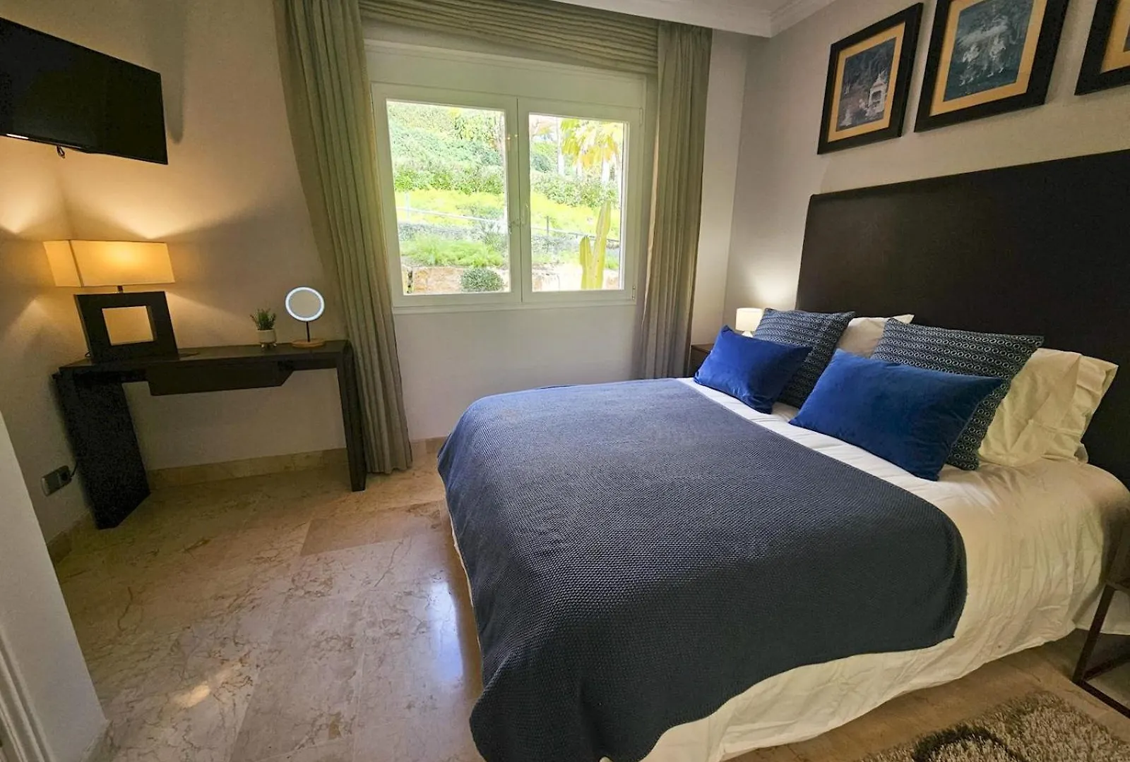 Pass The Keys Big Apt With Golf Views In Urb Marquez De Atalaya Estepona